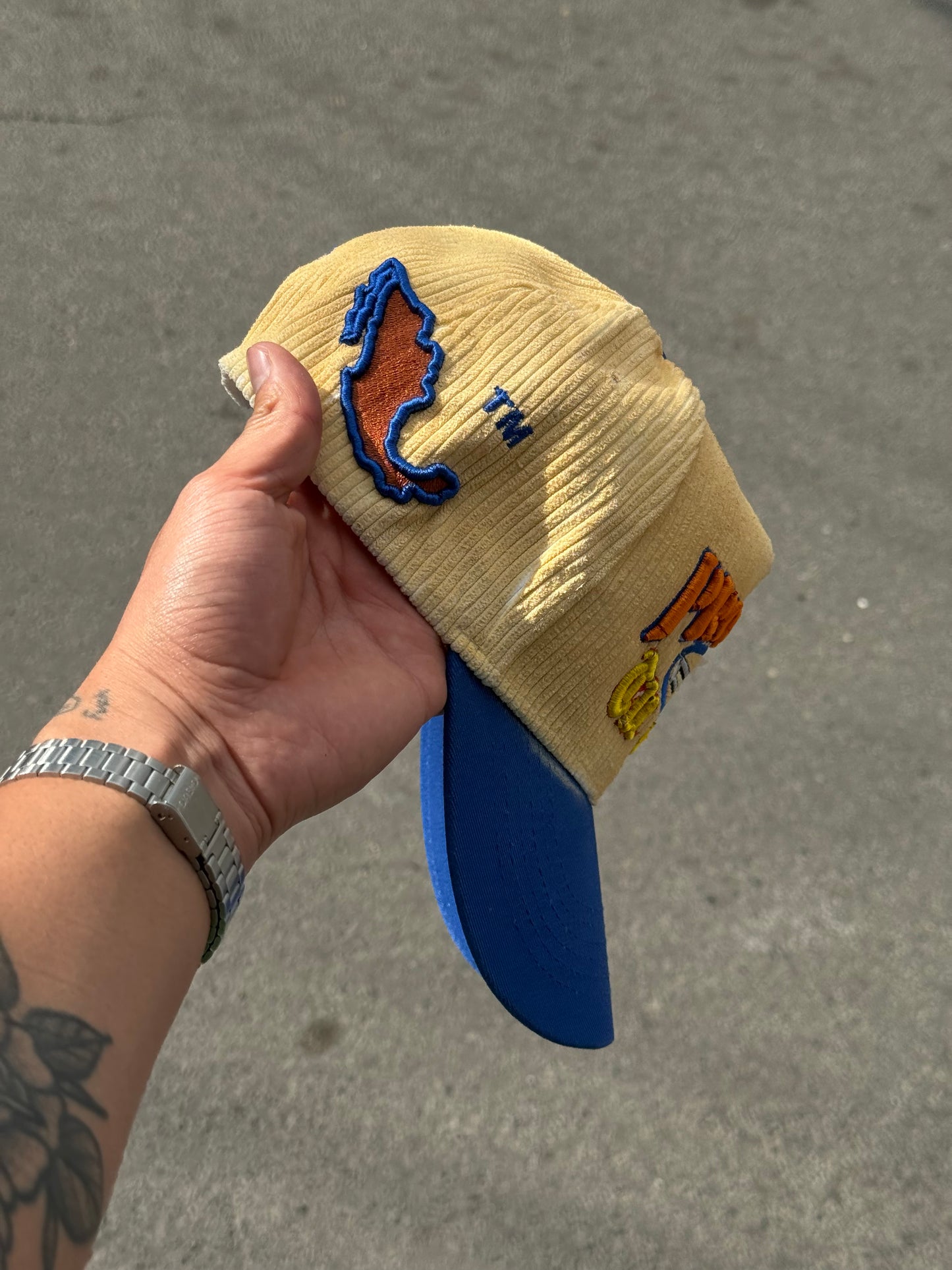 PÁLIDA STUDIOS Protege tu cuello pana