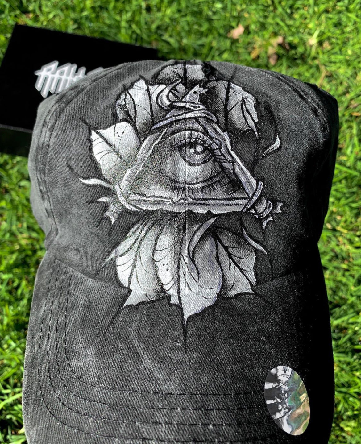 ILLUMINATI CAP